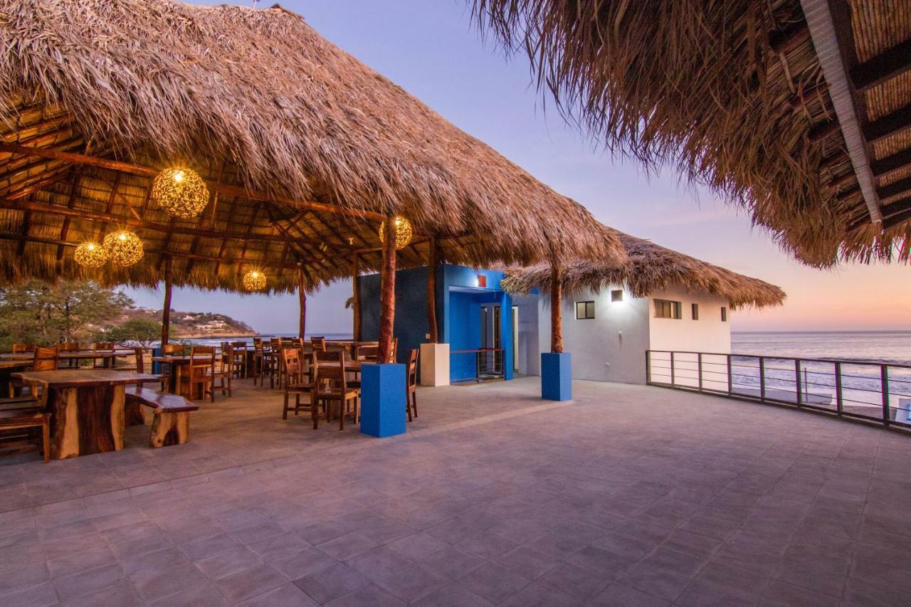 Costa Oeste Tola Buitenkant foto